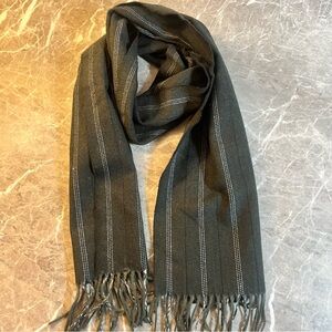 100% Cashmere Wide Scarf made in Scotland